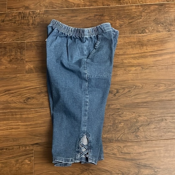 NWT Croft & Barrow Skimmer Mid Rise PM Cotton jean shorts - Picture 7 of 8